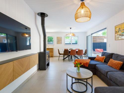 Saint-Brevin-les-Pins House | Holiday Home Ohana by Interhome