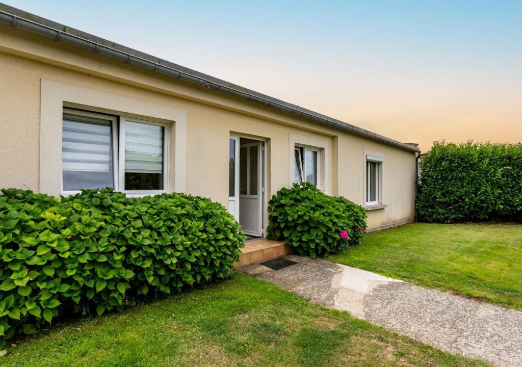 Saint-Vigor-le-Grand House | Holiday Home Le Saint Vigor by Interhome