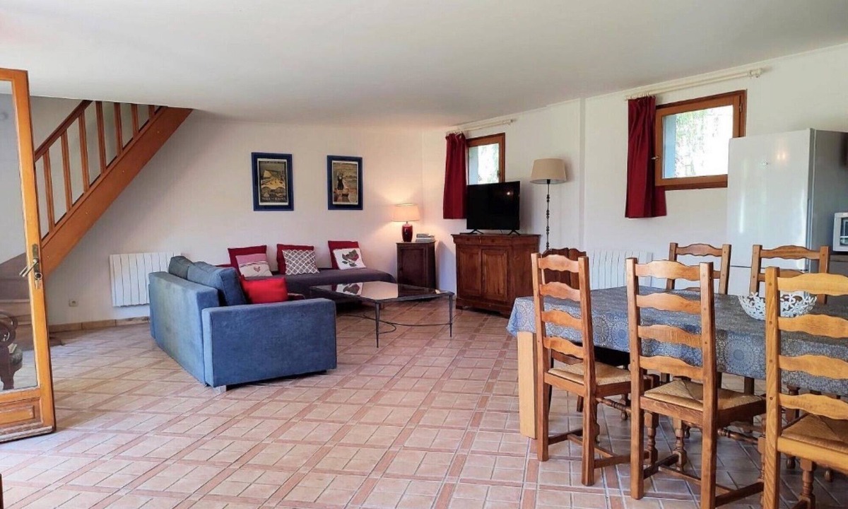 Eu House | Holiday Home “Gîte Le Clos aux Cerises”