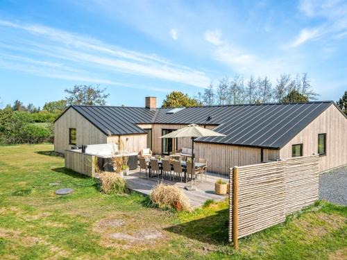 Ho House | Holiday Home Gunny - 500m to the fjord by Interhome