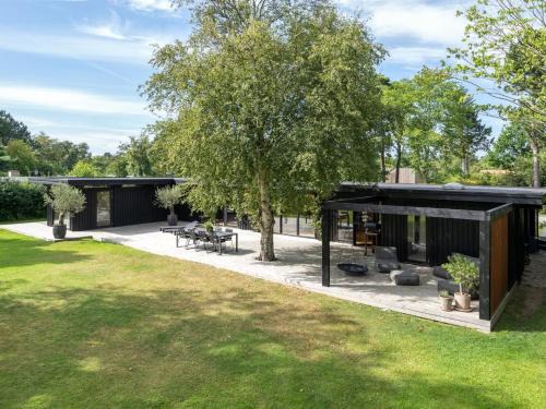 Holloselund House | Holiday Home Hævnir - 1km from the sea by Interhome