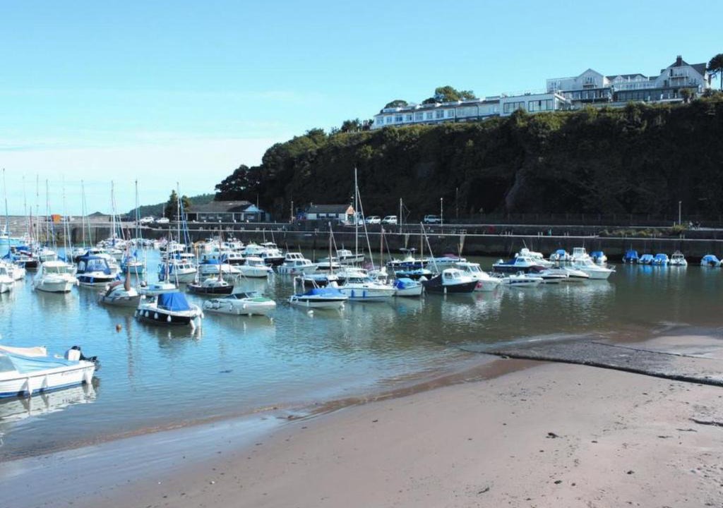Saundersfoot House | Holiday Home Hallstatt by Interhome