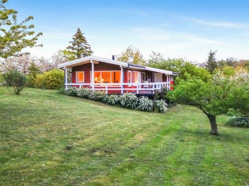 Listed House | Holiday Home Hannele - 200m from the sea by Interhome