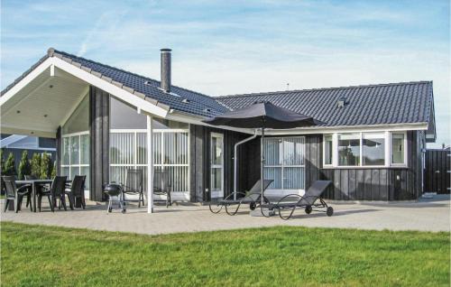 Flovt Strand House | Holiday Home Havbakken V
