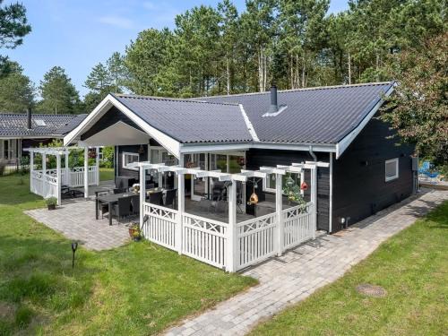 Rodby House | Holiday Home Helin - 800m from the sea by Interhome