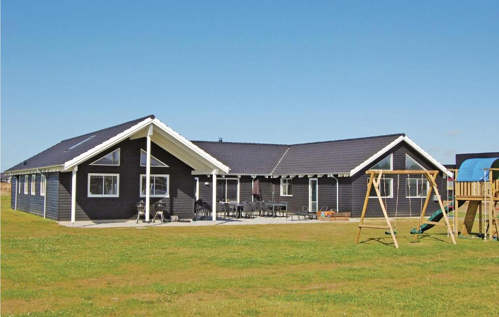 Nr. Lyngby House | Holiday home Helledievej
