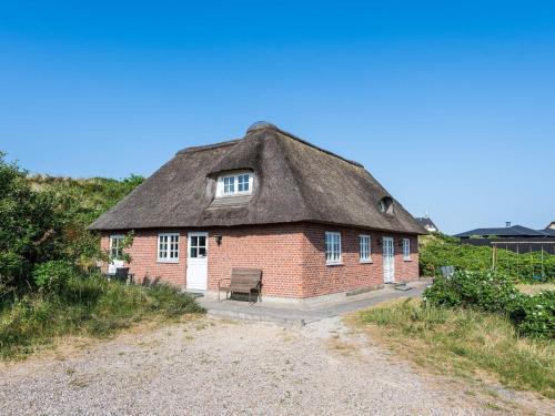 Henne Strand House | Holiday home Henne LI