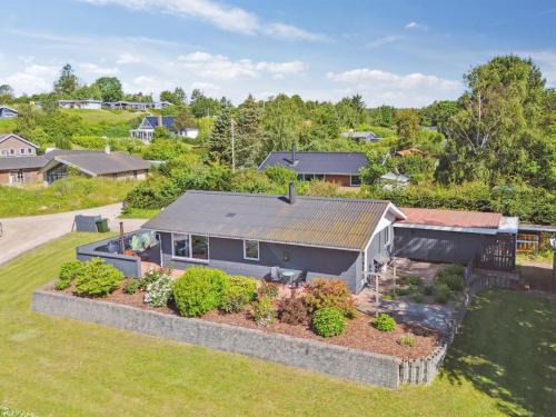 Egsmark Strand House | Holiday Home Hubert - 500m from the sea by Interhome