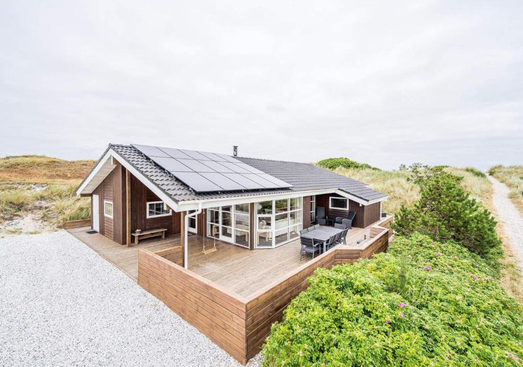 Bjerregaard House | Holiday home Hvide Sande XLV