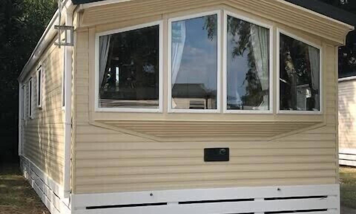 Ringwood House | Holiday home in St Leonard’s, Dorset.