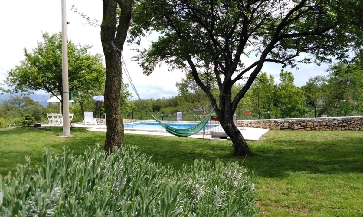 Bartici House | Holiday Home in Labin with Terrace, Air condition, WIFI, Washing machine (4866-1)
