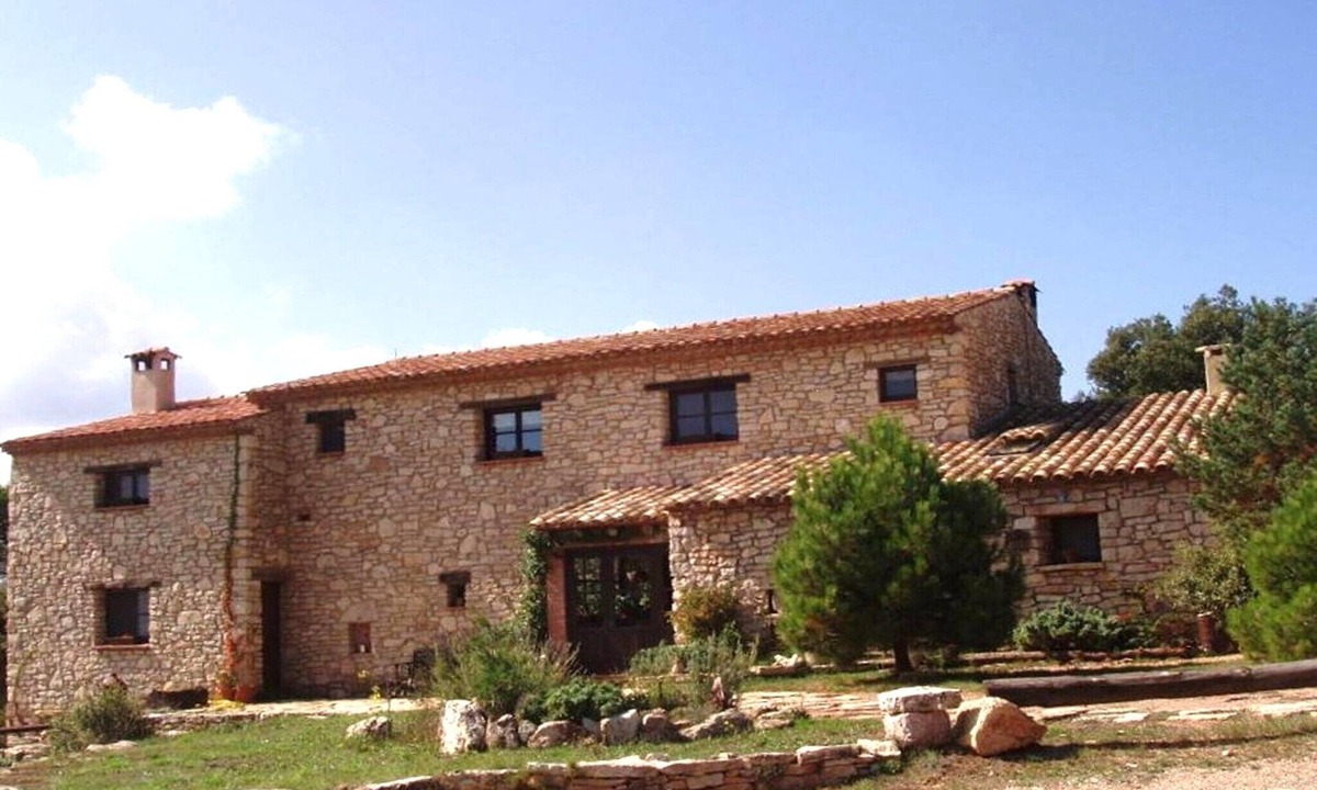 Montblanc Villa | Holiday home in Montblanc with pool