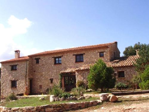Montblanc House | Holiday home in Montblanc with pool