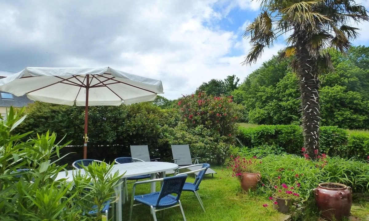 Cite House | Holiday Home in Perros-Guirec near Beaches