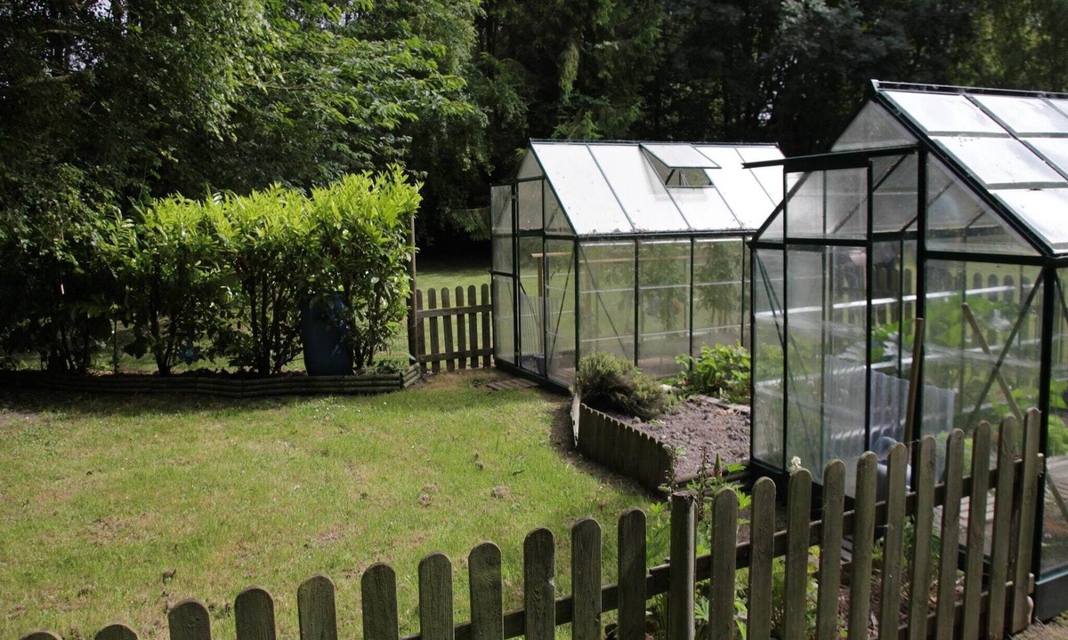 Monchaux House | Holiday Home in Quend-Plage near Forest