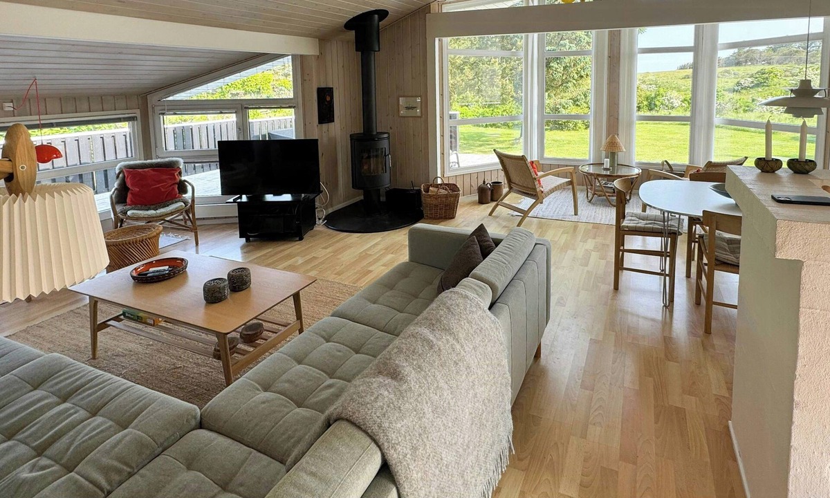 Lonstrup House | Holiday home in scenic surroundings in Lønstrup