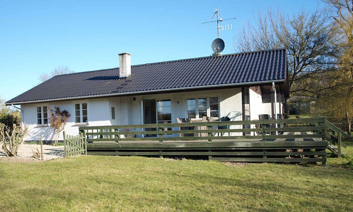 Spodsbjerg House | Holiday home just 400 meters from the water