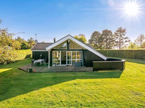 Lyngsbæk Strand House | Holiday Home Kukka - 600m from the sea by Interhome