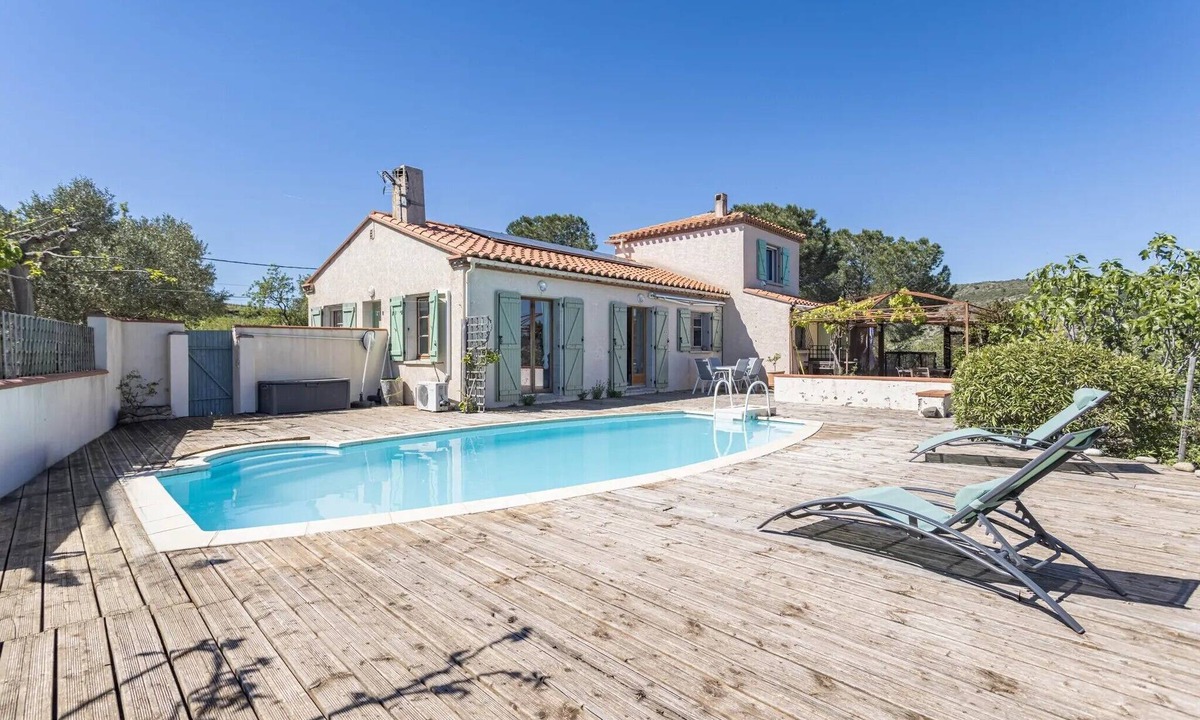 Latour-de-France House | Holiday Home “L'Alba” with Mountain View, Private Pool & Air Conditioning
