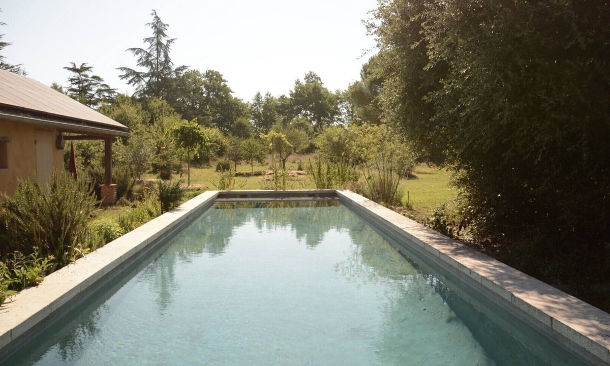 Marssac-sur-Tarn House | Holiday Home 'Le Galet Du Chant Du Buc' with Shared Pool, Private Garden and Wi-Fi