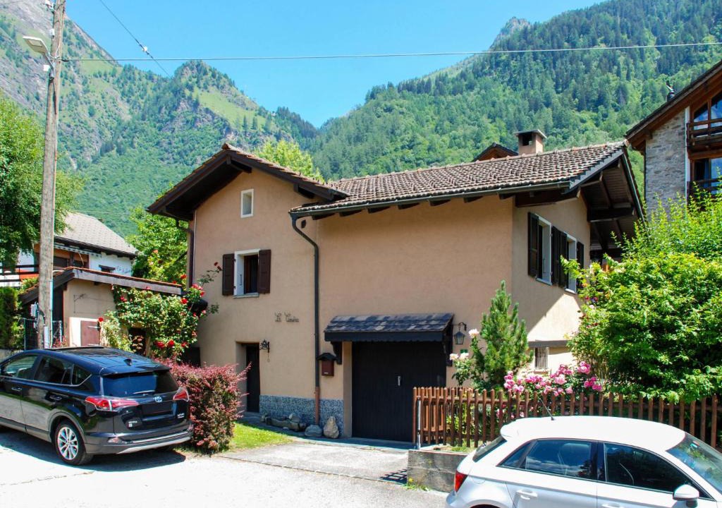 Olivone House | Holiday Home La Casina by Interhome