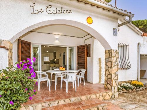 L'Escala House | Holiday Home La Catalana by Interhome