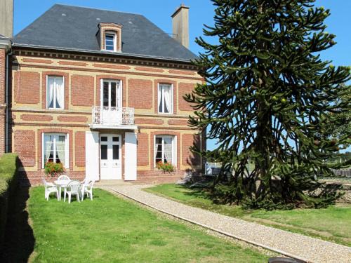 Colleville House | Holiday Home Le Domaine du Vasouy by Interhome