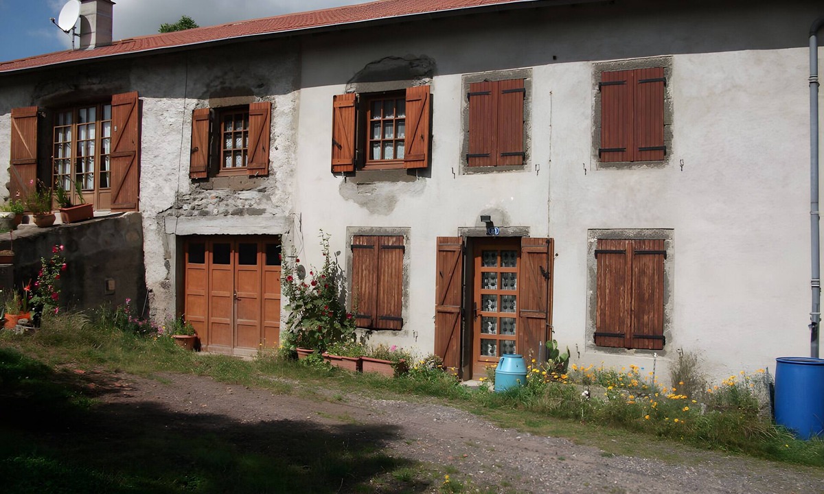Blanzac House | Holiday Home 'Le Paillassou' with Mountain View and Wi-Fi