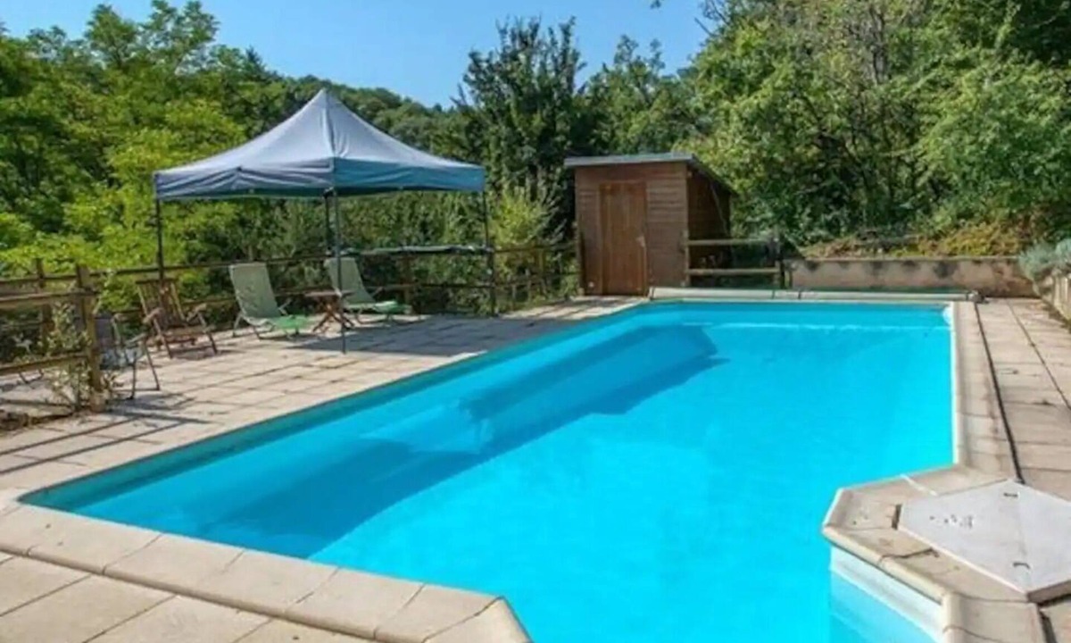 Le Bugue House | Holiday Home 'Le Tustelet' with Private Pool, Shared Terrace