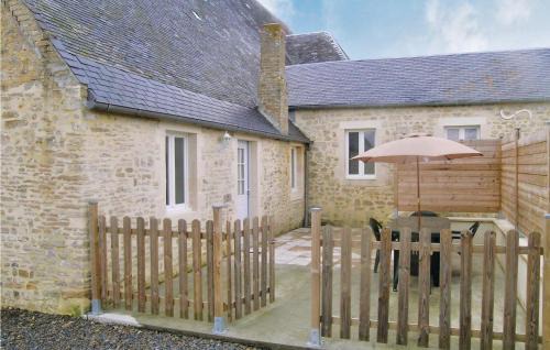 Deux-Jumeaux House | Holiday Home Lieu Dit Les Pavillons