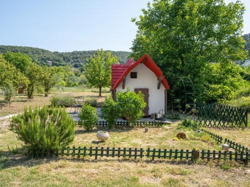 Skradin House | Holiday Home Little Castle by Interhome