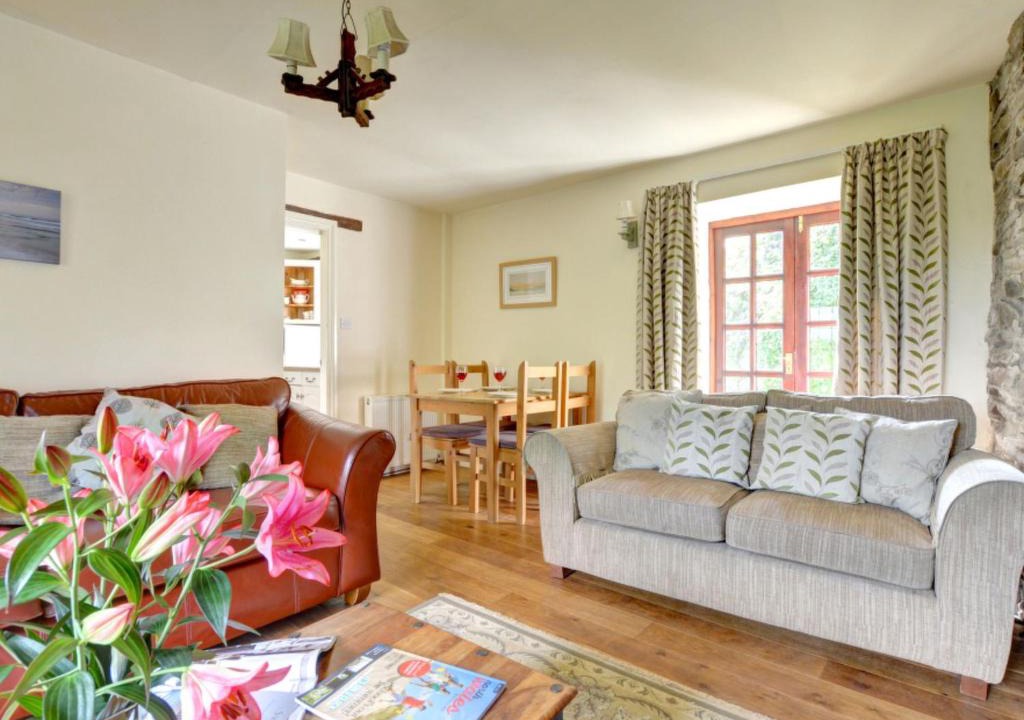 Llanerchymedd House | Holiday Home Llanerchymedd-2 by Interhome