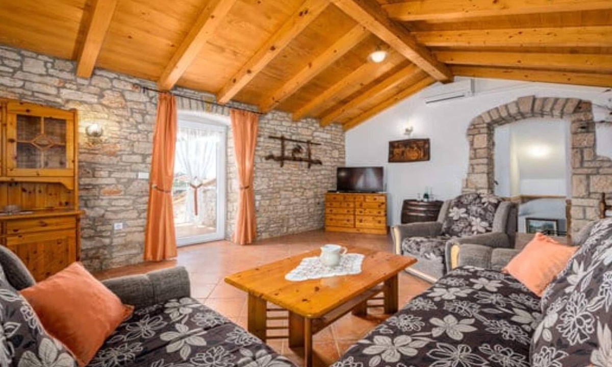Gajana House | Holiday Home Luna - Holiday Home