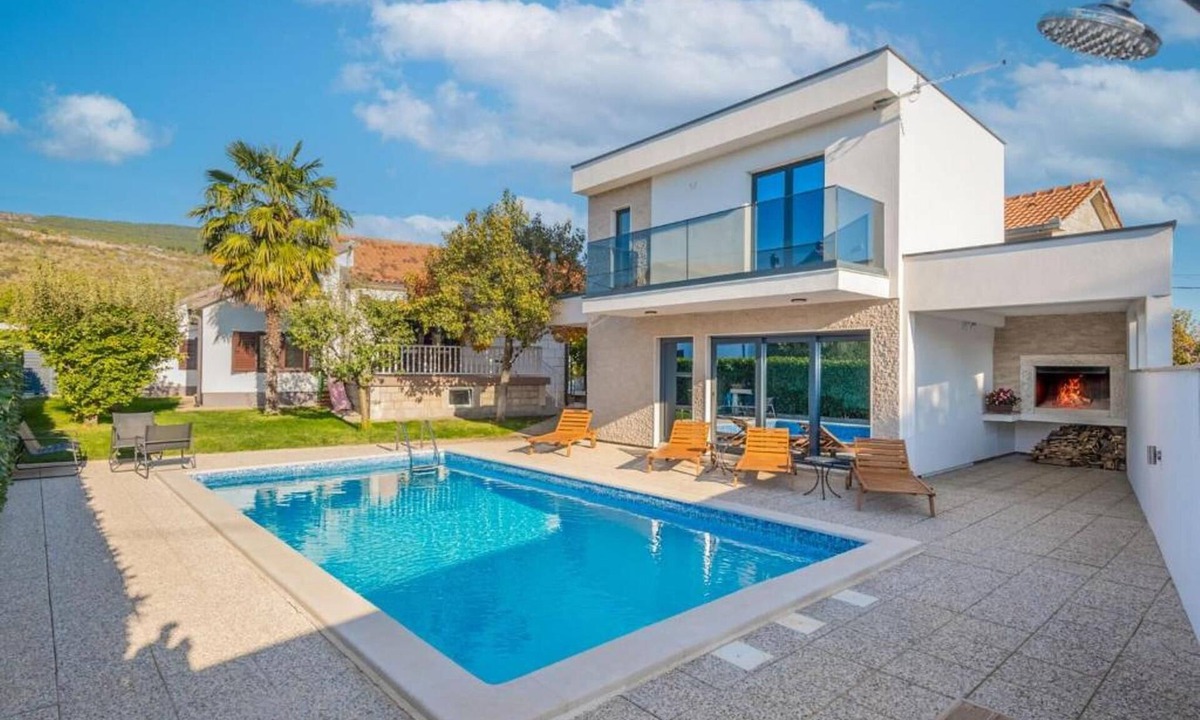 Donji Prolozac House | Holiday home Maja with pool