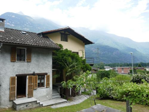 Lodrino House | Holiday Home Margarita by Interhome
