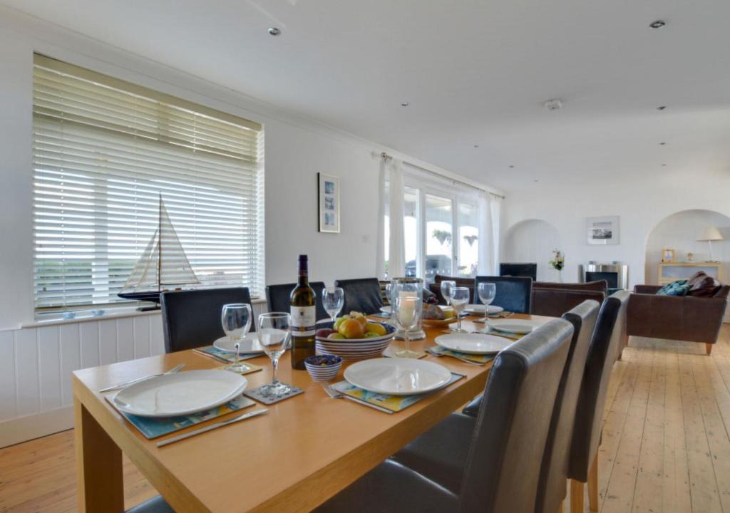 Deal House | Holiday Home Marina by Interhome