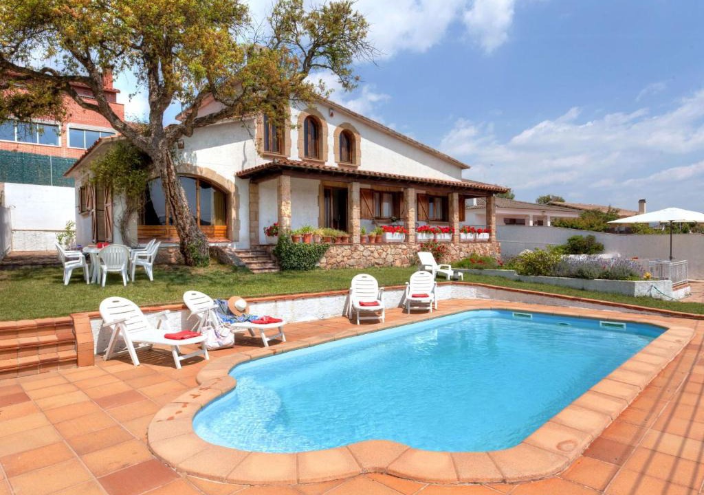 Urbanizacion El Mas Reixac House | Holiday Home Mas Reixach by Interhome