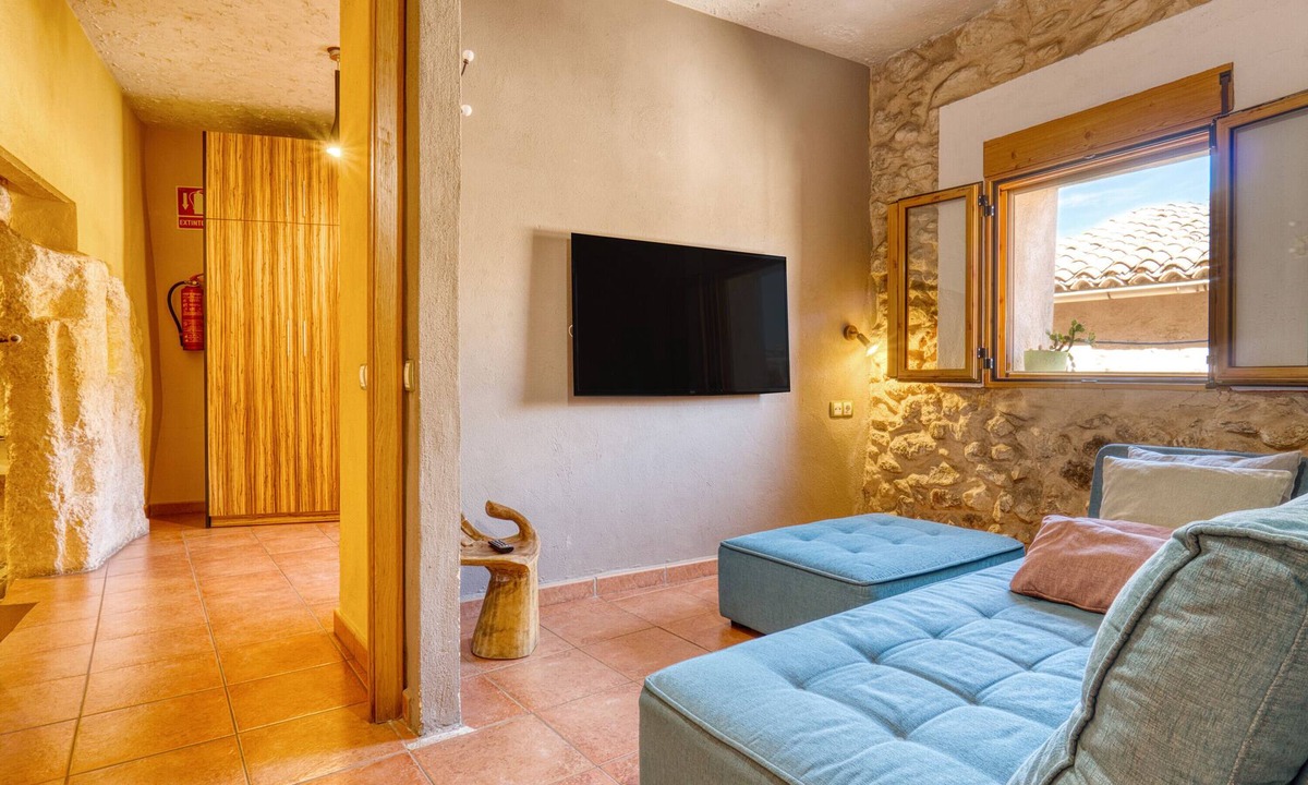 Bocairente House | Holiday Home 'Monmossen Bocairent' with Mountain View, Balcony and Wi-Fi