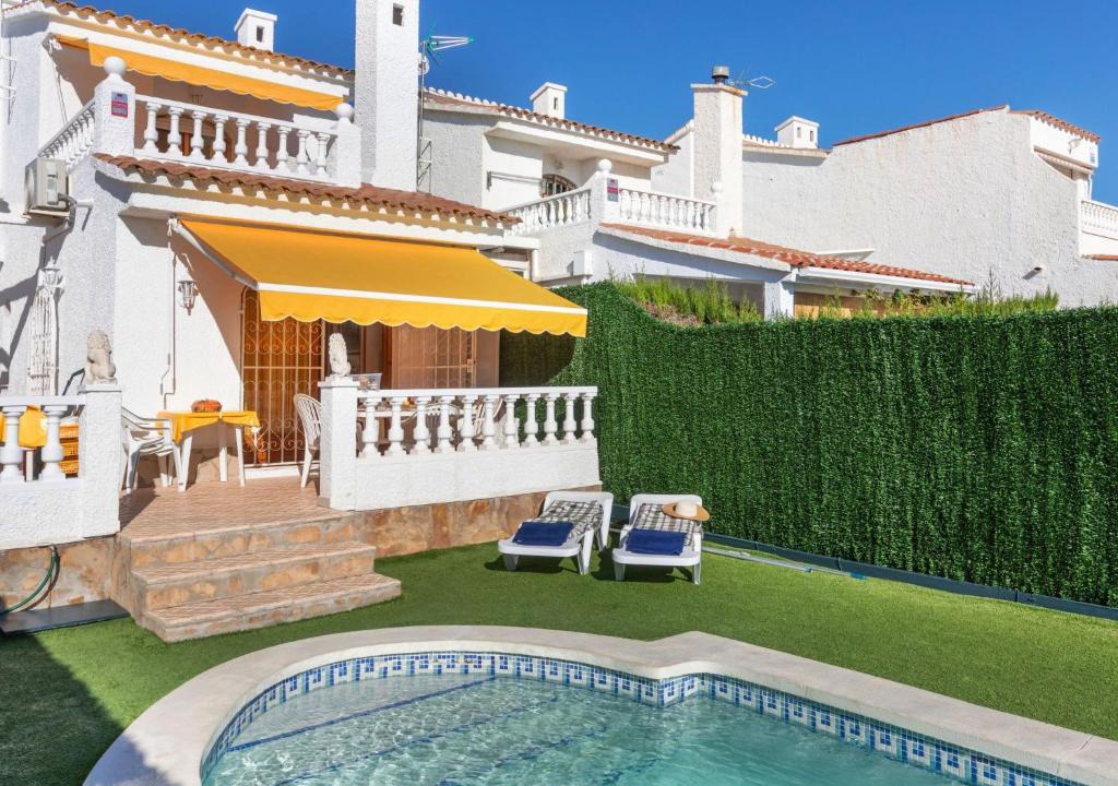 El Casalot House | Holiday Home Montalt IX by Interhome