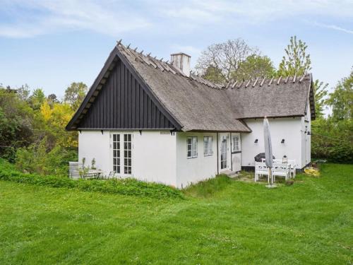 Hundested House | Holiday Home Nadica - 415m from the sea by Interhome