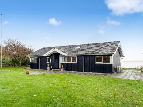 Ronbjerg House | Holiday Home Næwe - 10m to the fjord by Interhome