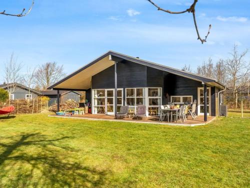 Trend House | Holiday Home Nanook - 1km to the fjord by Interhome