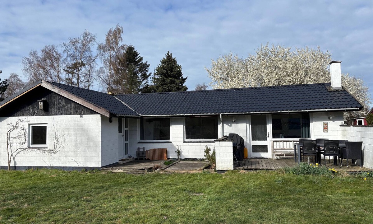 Stege House | Holiday home near water forest and Møns Cliffs