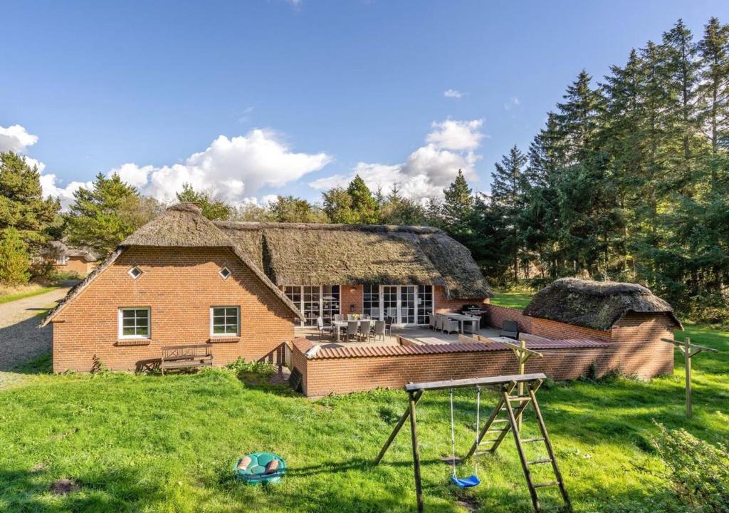 Øby House | Holiday Home Nilla - 1-4km from the sea by Interhome
