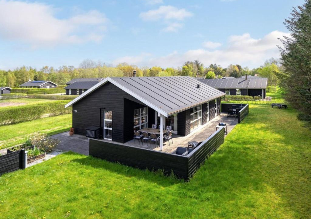 Hou House | Holiday Home Nilus - 2-2km from the sea in NE Jutland by Interhome
