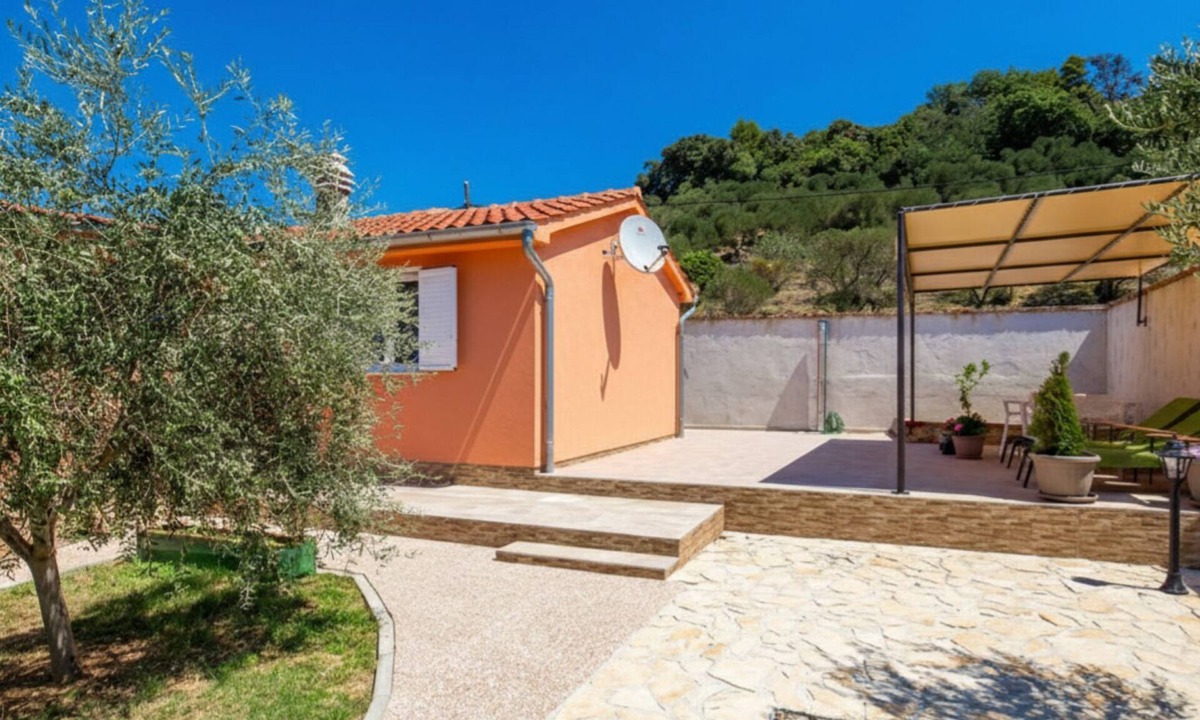 Rab Villa | Holiday home Oaza Maslina by Villas Guide