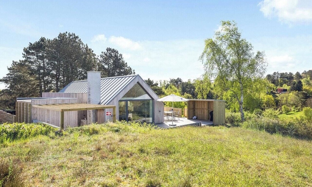 Syddjurs Kommune House | Holiday home overlooking Ebeltoft Bay
