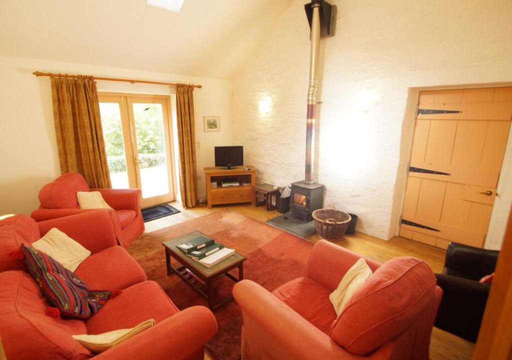 Machynlleth House | Holiday Home Pernil by Interhome