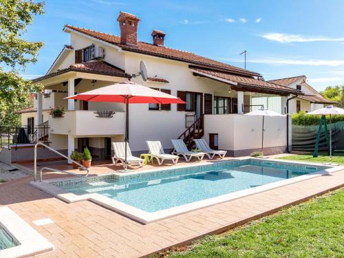Skropeti House | Holiday Home Poje by Interhome