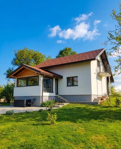 Tounj House | Holiday home Poljak